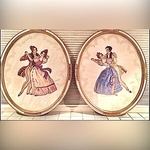 Vintage Oval Wall Art Set of 2